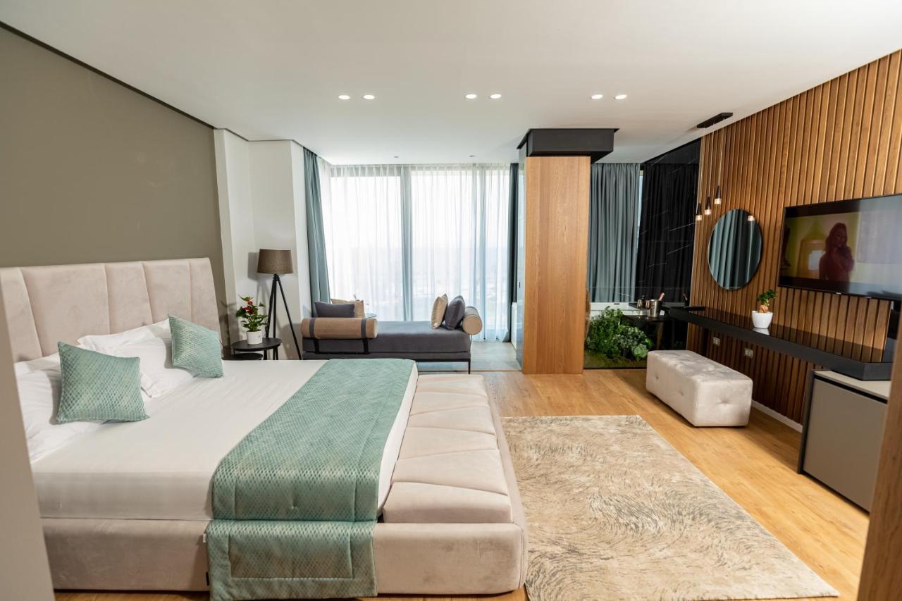 Ames Hotel & Spa Vlorë Eksteriør billede