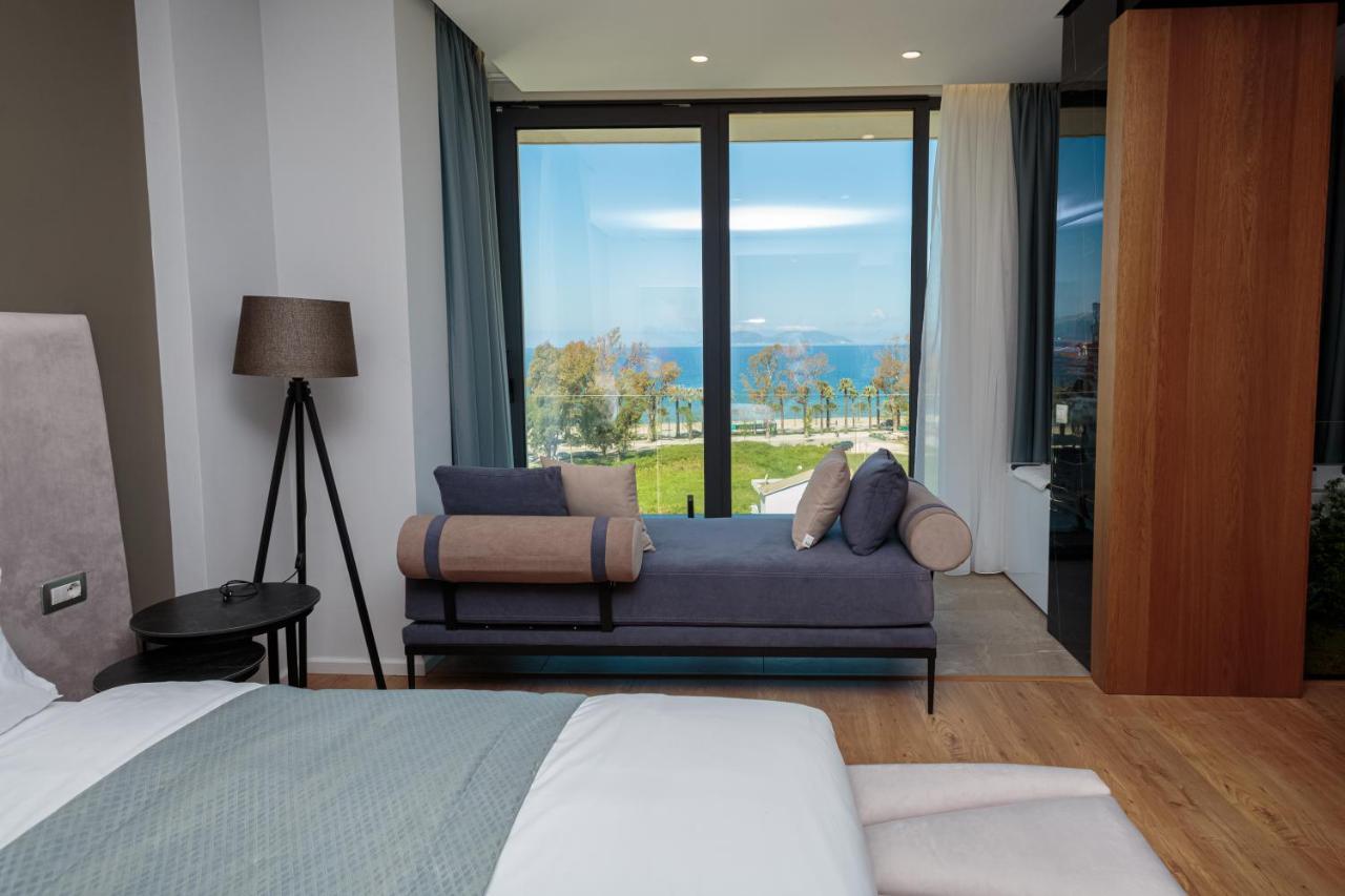 Ames Hotel & Spa Vlorë Eksteriør billede