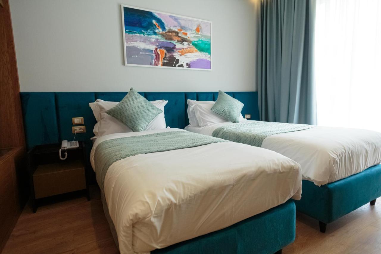 Ames Hotel & Spa Vlorë Eksteriør billede